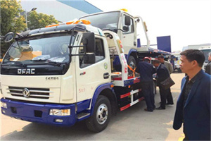 虹口汽车道路救援拖车价格